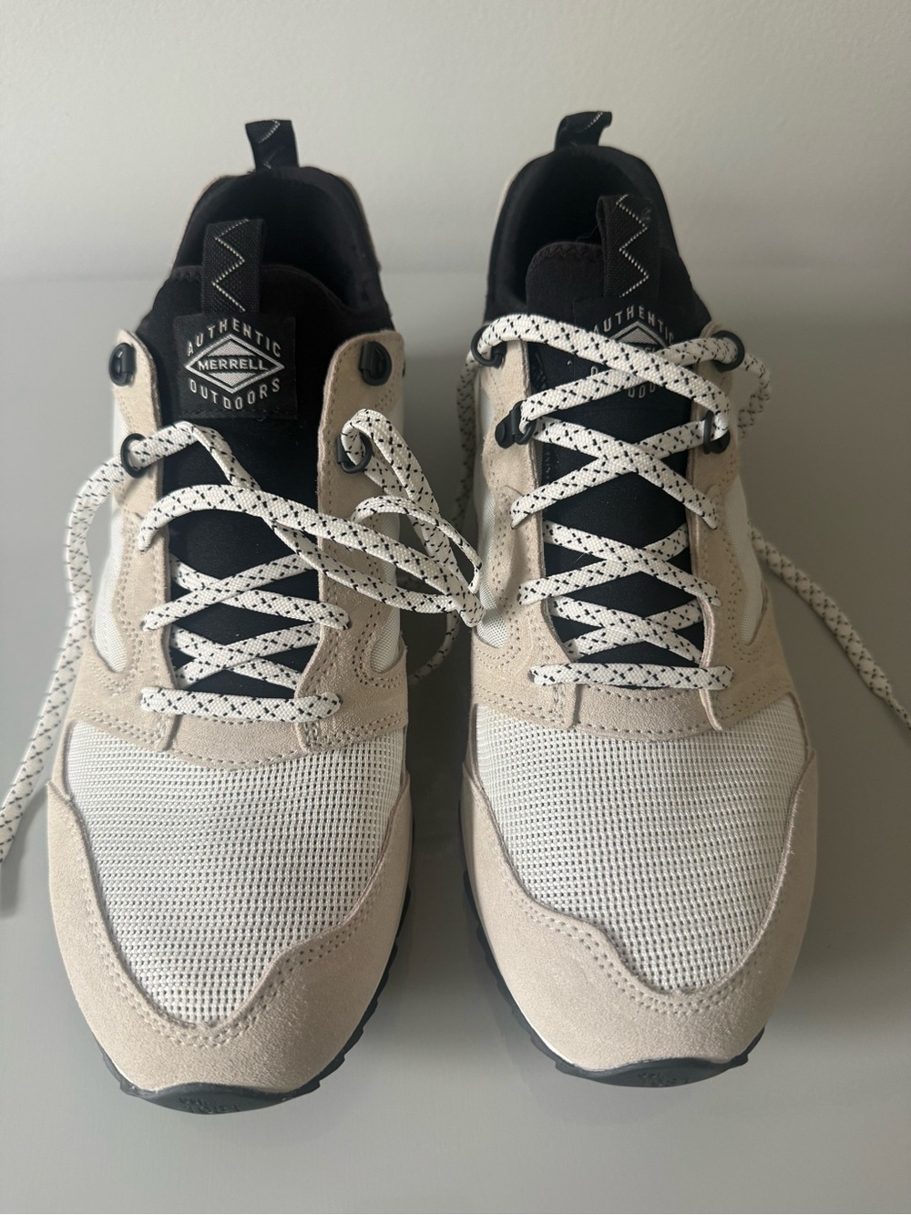 Men’s Alpine Merrell Athletic Sneakers - Picture 3 of 6